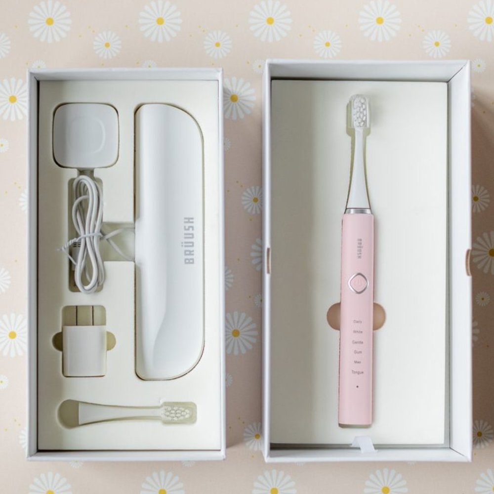 Brüush x Jillian Harris Pink Electric Toothbrush